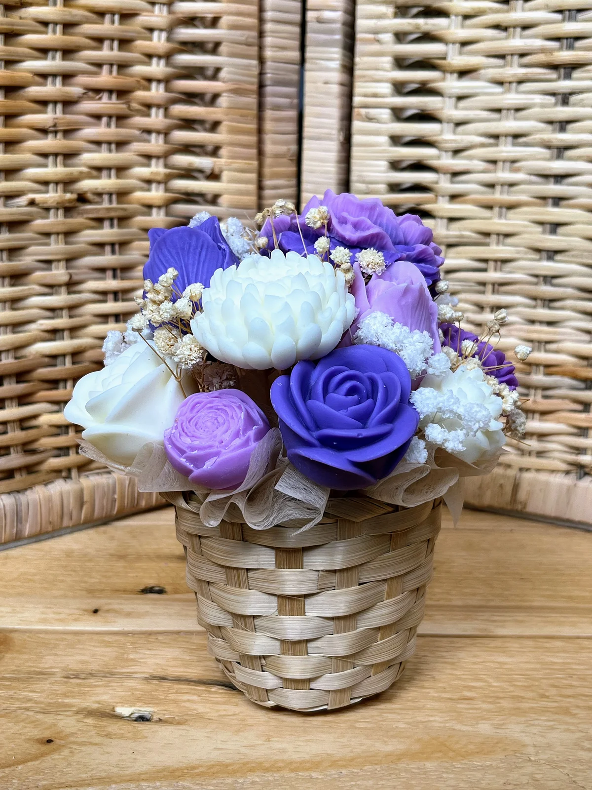 Bouquet pequeño morado, foto 1 de 4