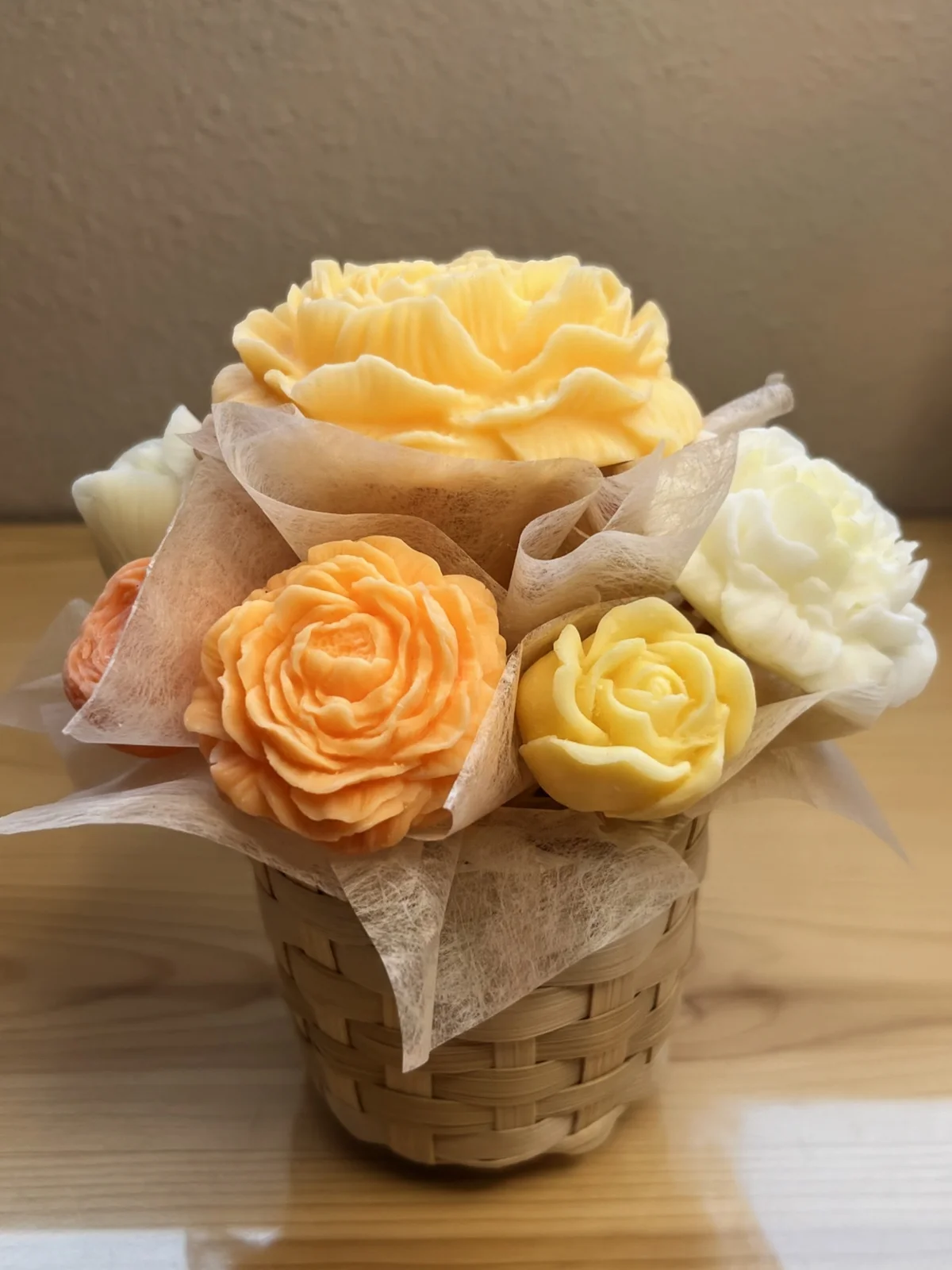 Bouquet pequeño amarillo, foto 1 de 3